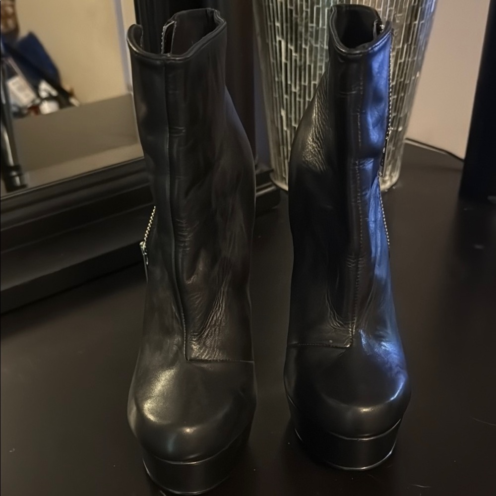 Topshop Black Leather Heeled Boots